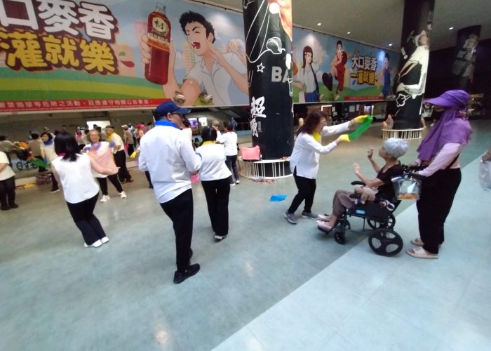 10.快閃活動學員邀請民眾同樂